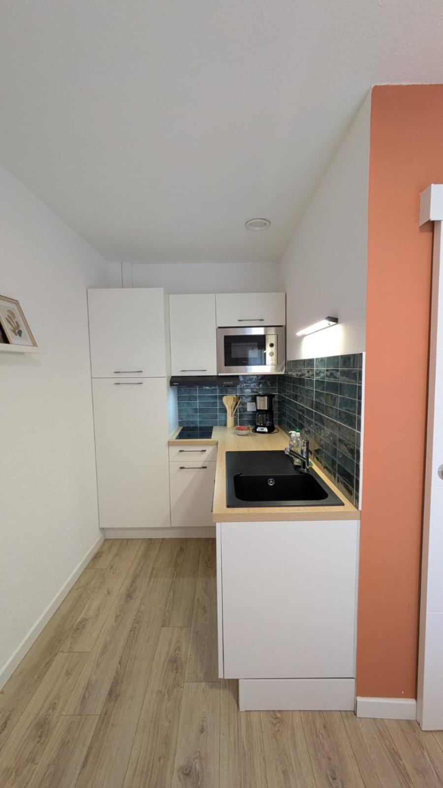 Rez De Chaussee Avec Terrasse Centre Thermal Et Touristique - Casa Apartment *